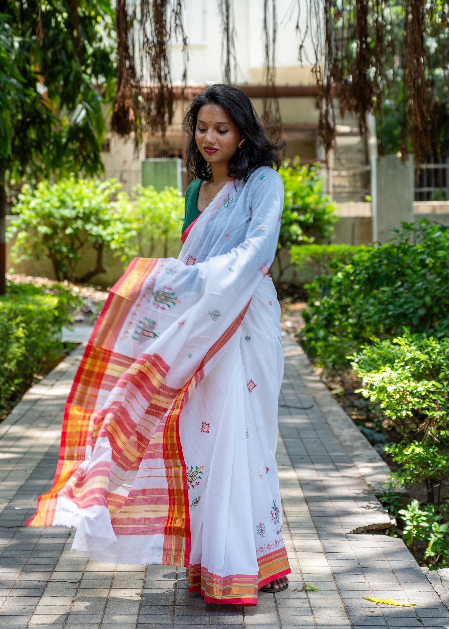 Kasuti Klaeidoscope Saree