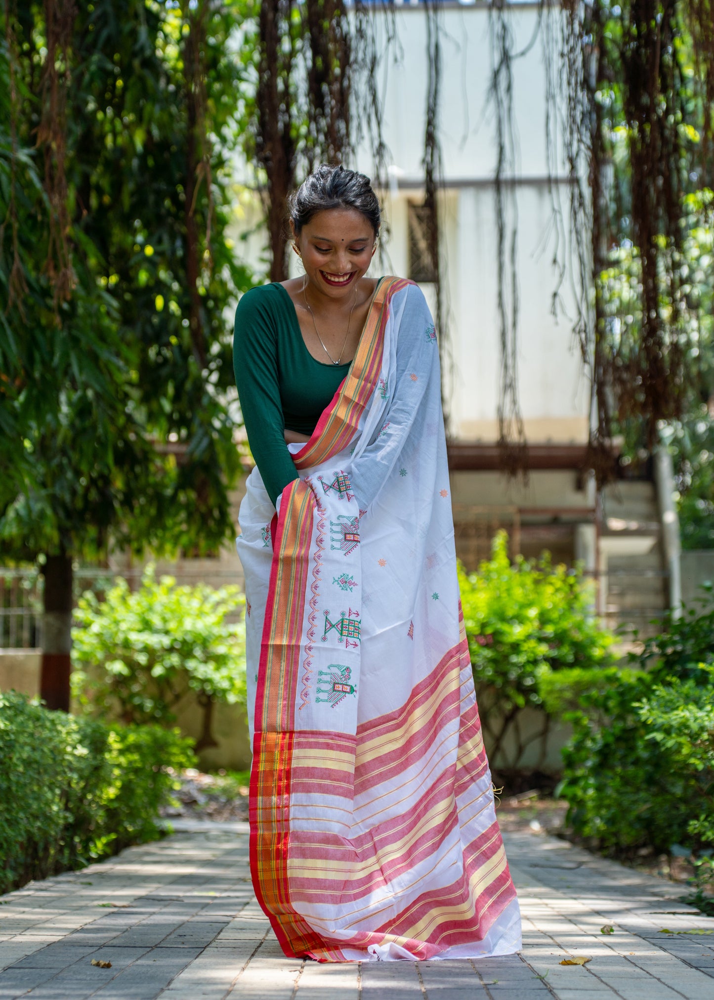 Kasuti Klaeidoscope Saree