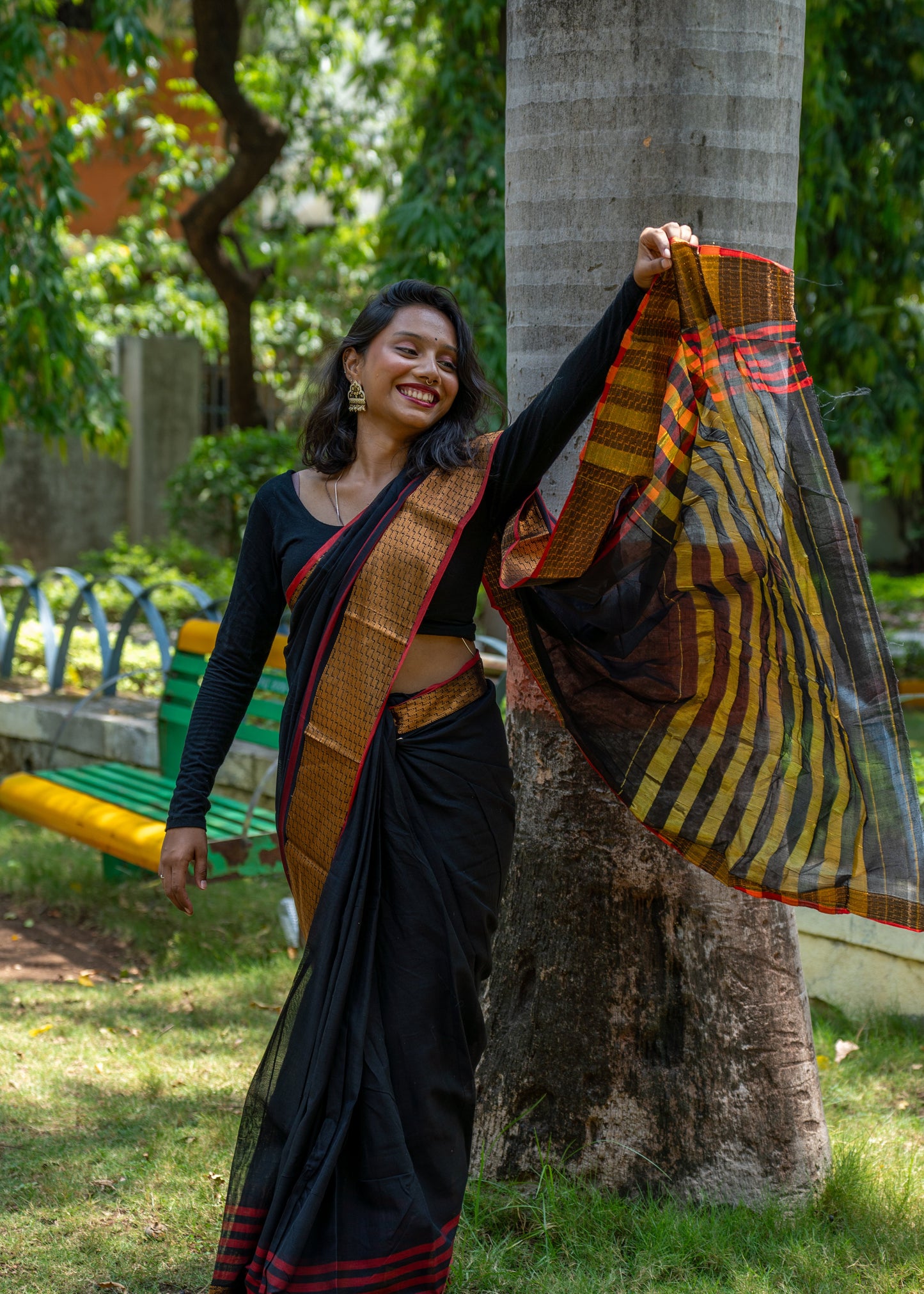 Narayanpeth Serenity Saree Black